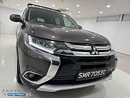 Mitsubishi Outlander 2.4 CVT 4WD Sunroof Facelift 2016 Brown Rear DVD Android Player